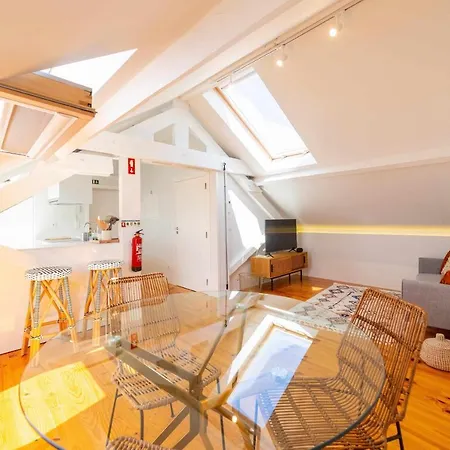 My Is Your Home- Viana Center Apartment *