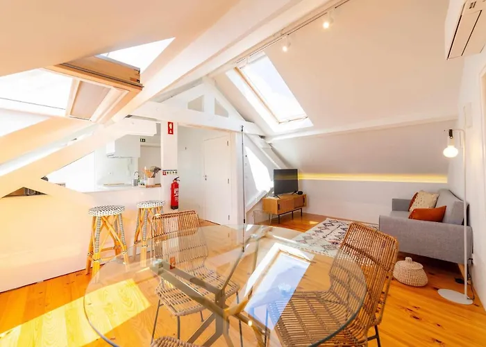 My Is Your Home- Viana Center Apartment *