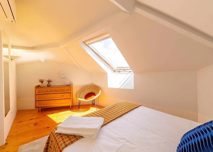 My Is Your Home- Viana Center Apartment