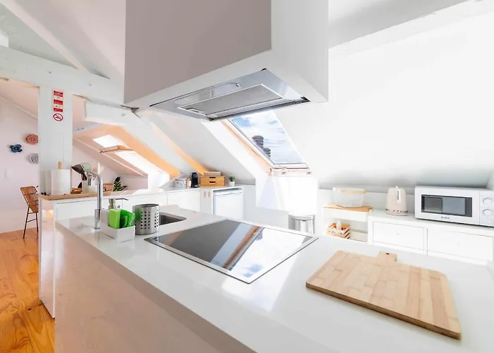 My Is Your Home- Viana Center Apartment *